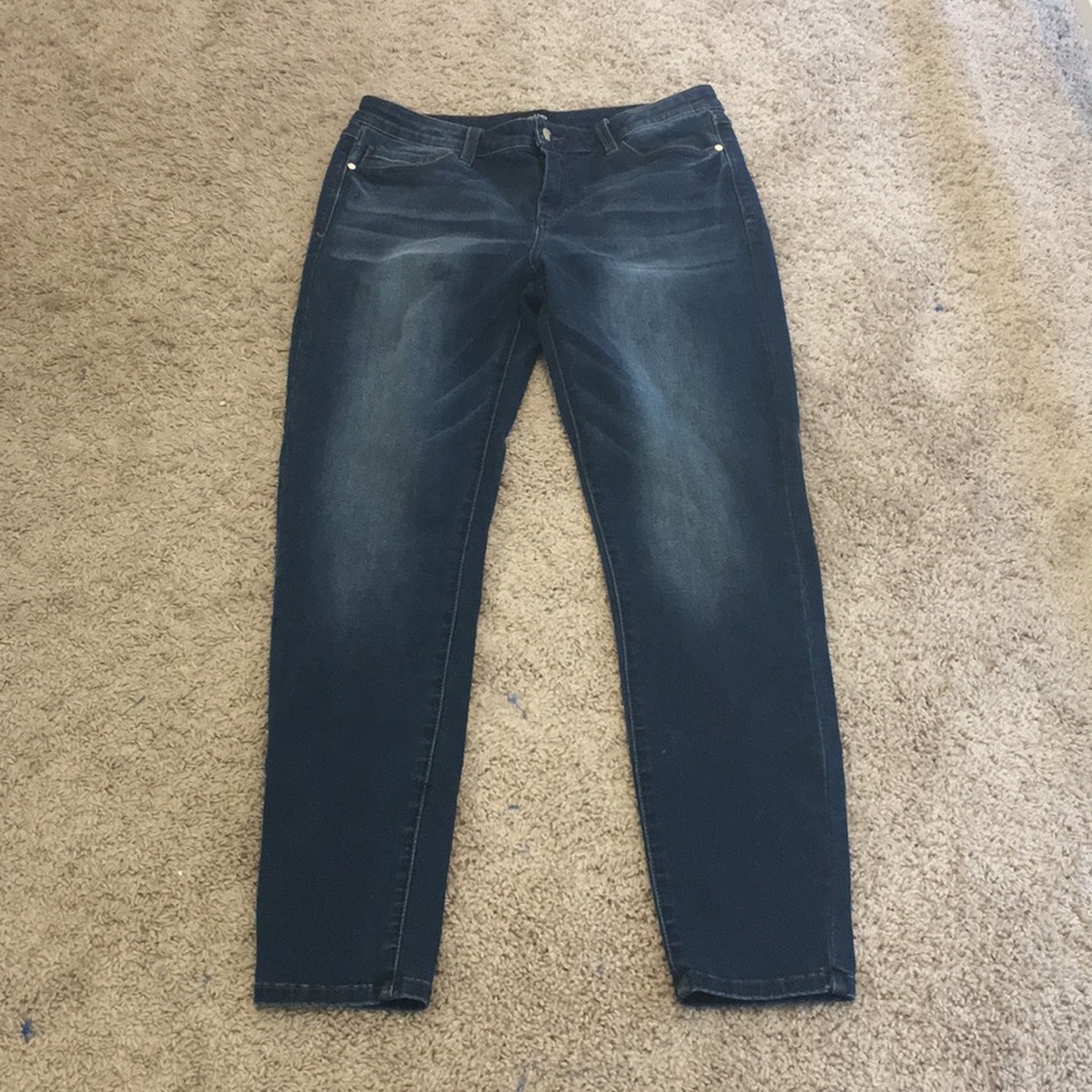 BEBE Jeans Size 32